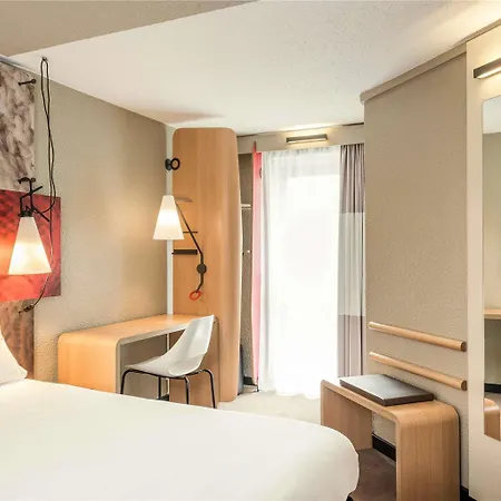 Hotel Ibis Gare Montparnasse 15eme 3*