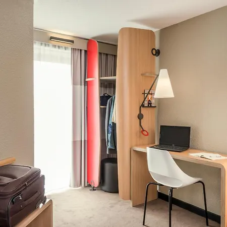 Ibis Gare Montparnasse 15eme 酒店 3*