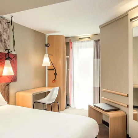 Отель Ibis Gare Montparnasse 15eme