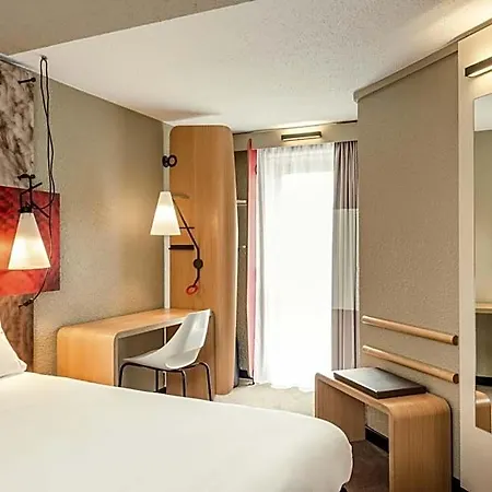 Ibis Gare Montparnasse 15eme Szálloda 3*