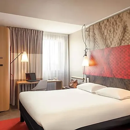 Ibis Gare Montparnasse 15eme Hotel 3*