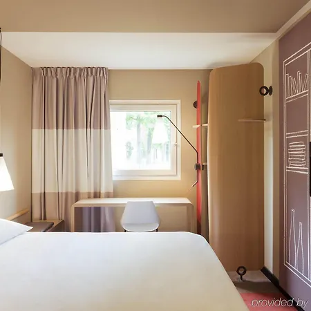 Hotel Ibis Gare Montparnasse 15eme Paris